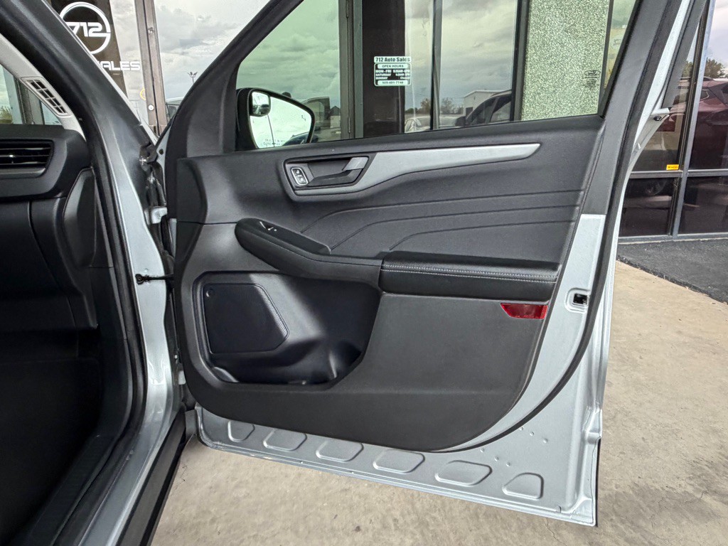 2023 Ford Escape Image 41