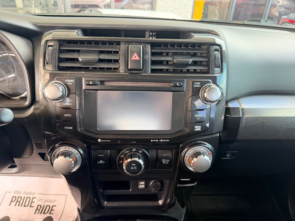 2019 Toyota 4Runner Image 11
