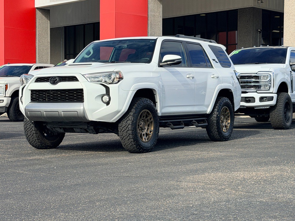 2019 Toyota 4Runner Image 26