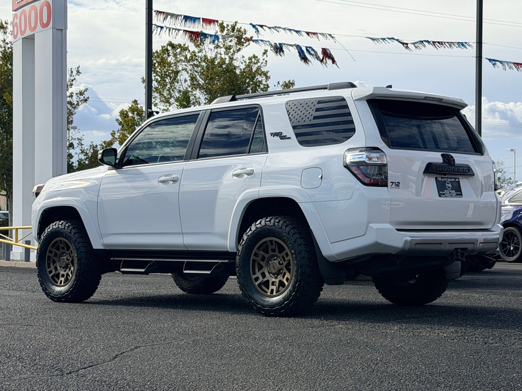 2019 Toyota 4Runner Image 30