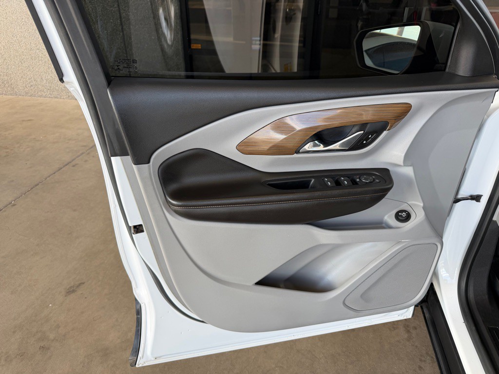 2021 GMC Terrain Image 8