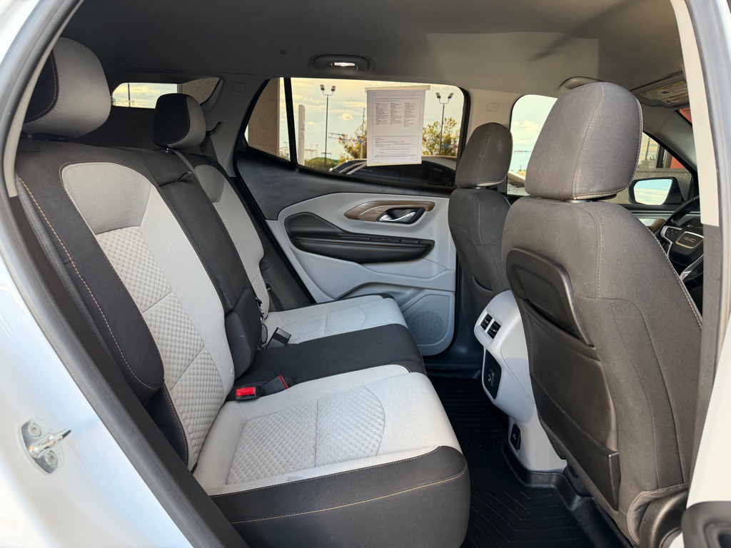 2021 GMC Terrain Image 29