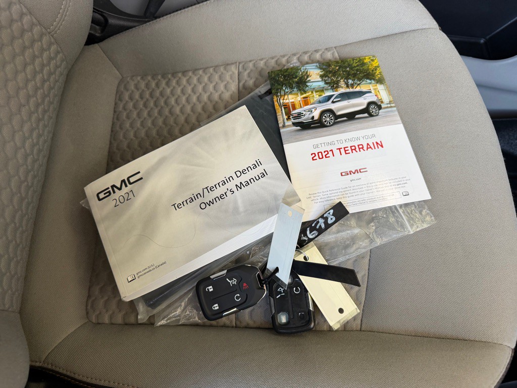 2021 GMC Terrain Image 37