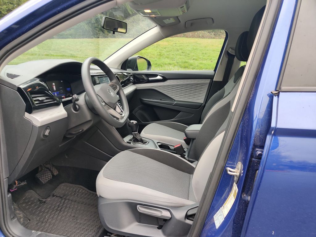 2022 Volkswagen Taos Image 8