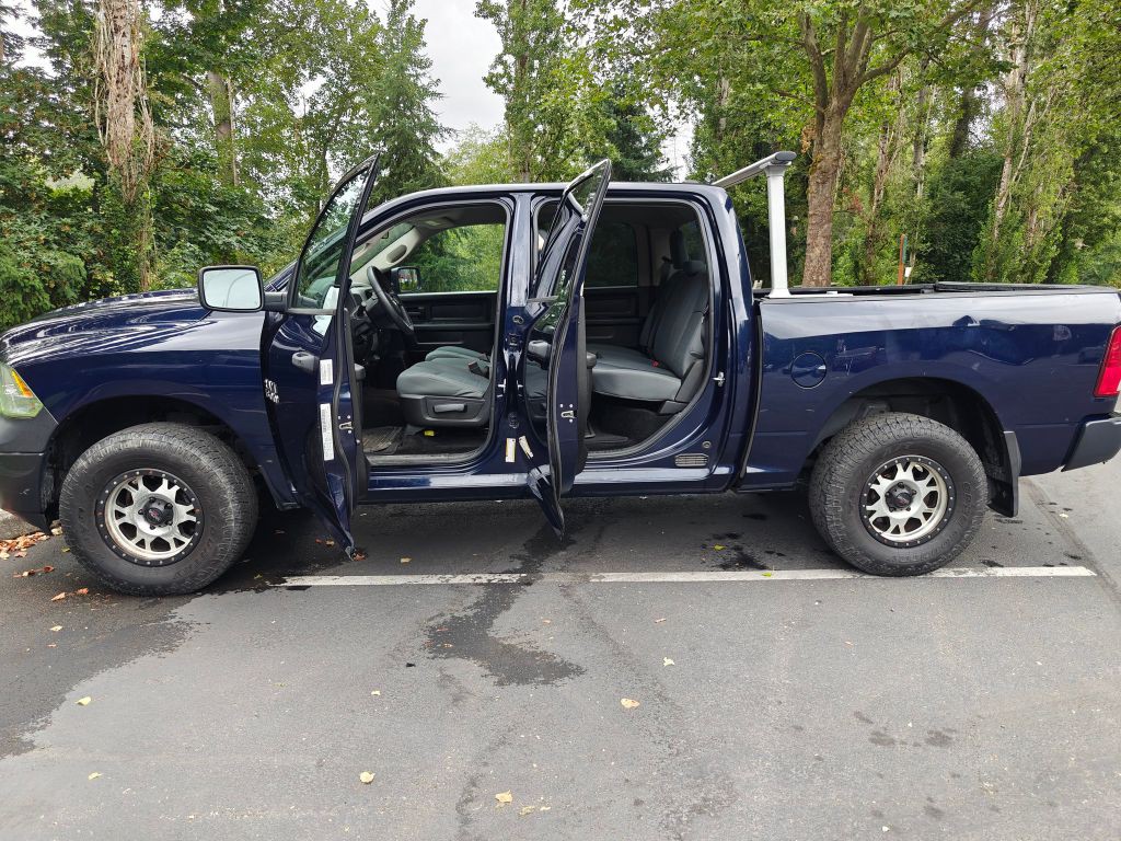 2013 RAM 1500 Image 3