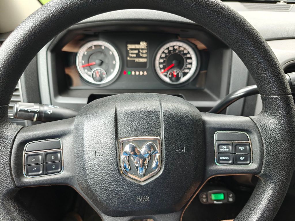 2013 RAM 1500 Image 9