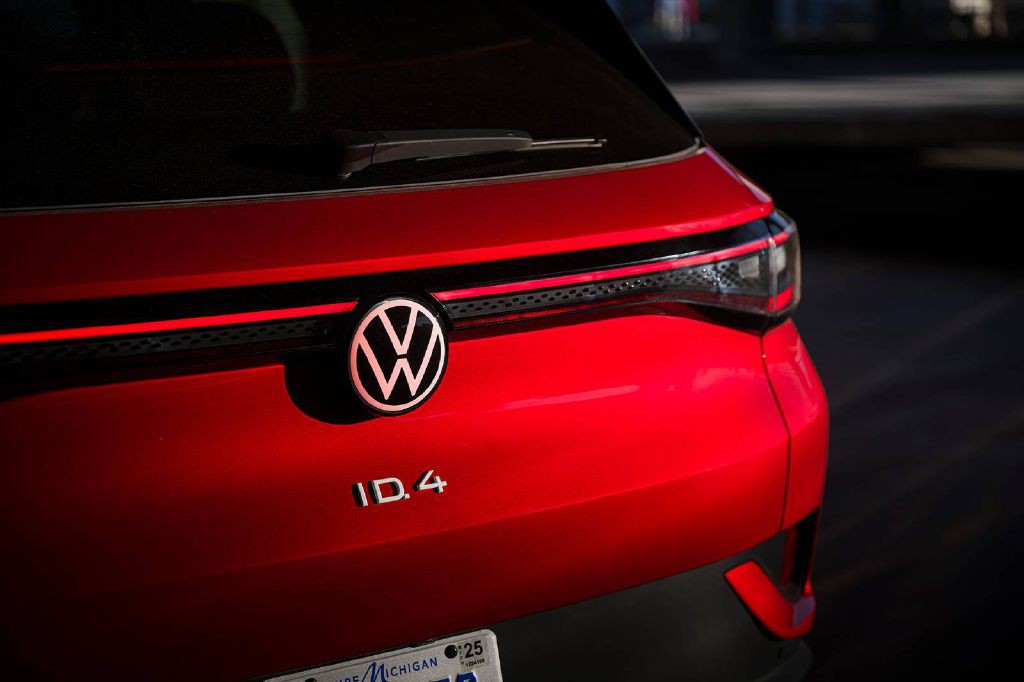 2023 Volkswagen Id.4 Image 13