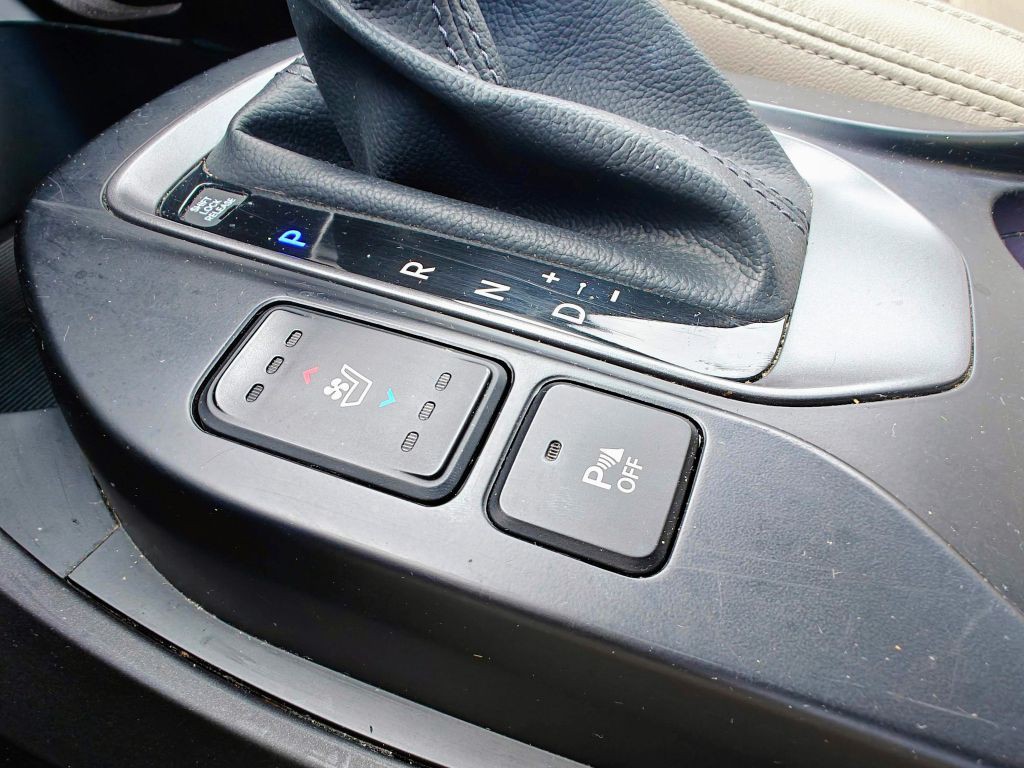 2015 Hyundai Santa Fe Sport Image 12