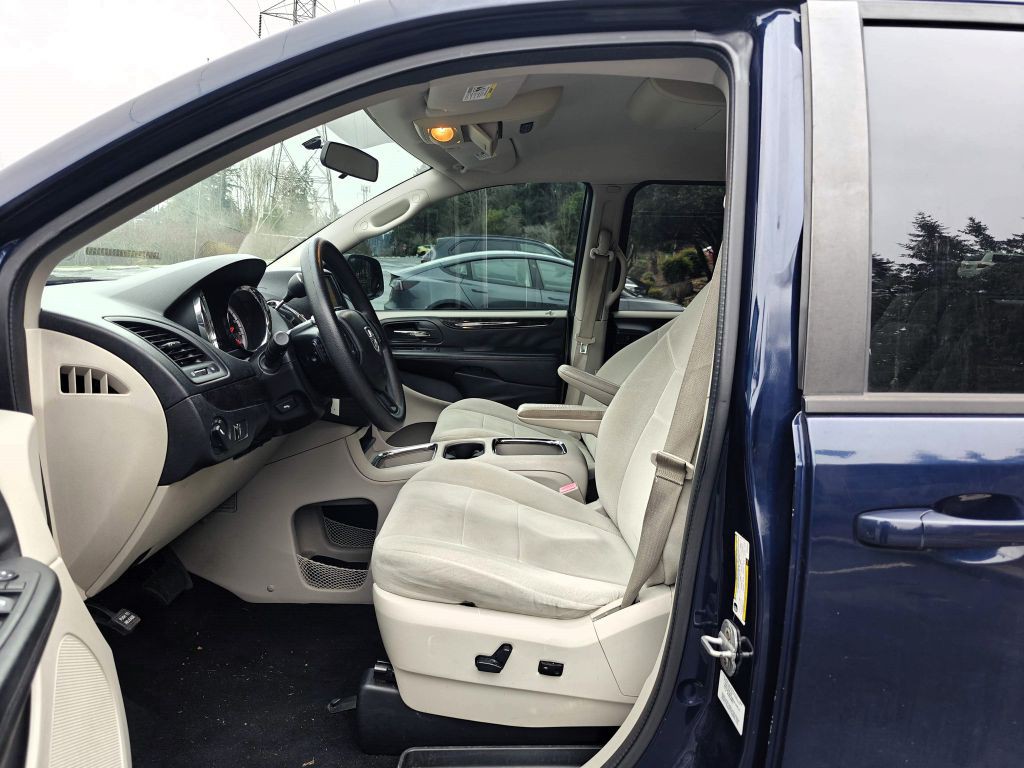 2012 Dodge Grand Caravan Image 6