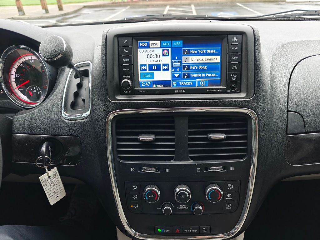 2012 Dodge Grand Caravan Image 10