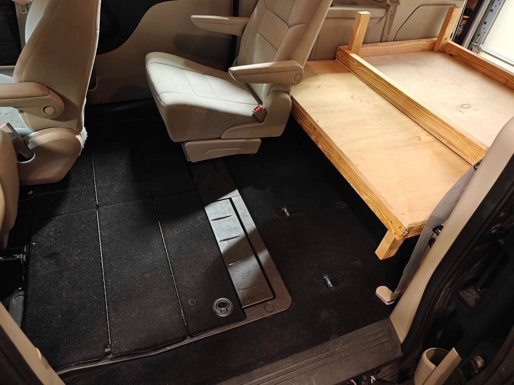 2012 Dodge Grand Caravan Image 17