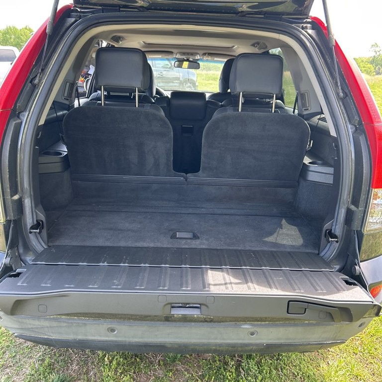 2010 Volvo XC90 Image 12