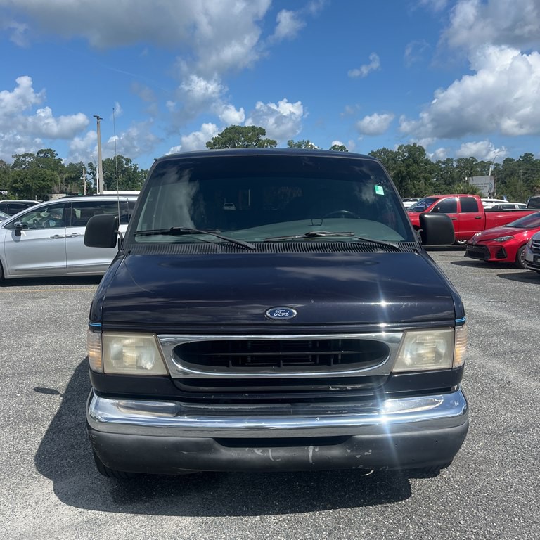 1999 Ford Econoline Image 2