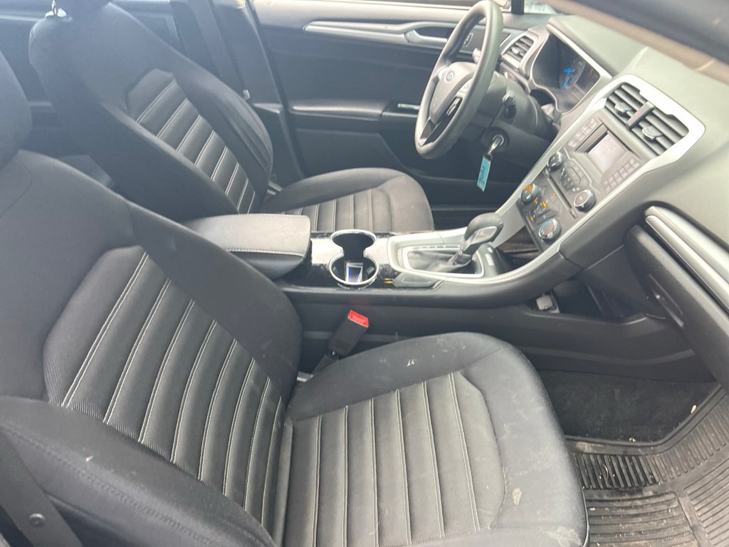 2014 Ford Fusion Image 2