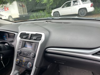 Image for 2014 Ford Fusion SE ID: 6677039