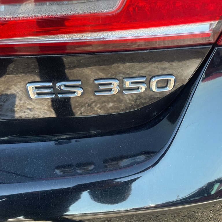 2012 Lexus ES 350 Image 10