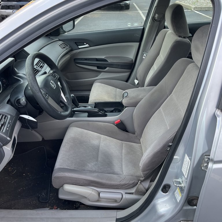 2010 Honda Accord Image 6