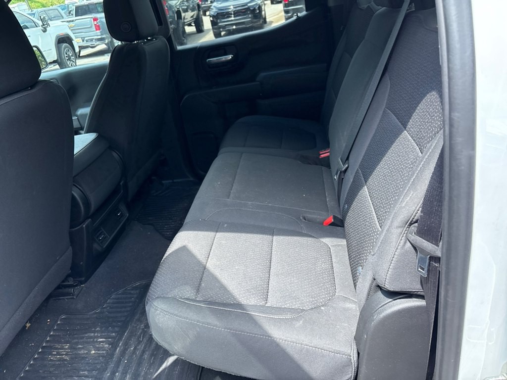 2021 Chevrolet Silverado 1500 Image 3