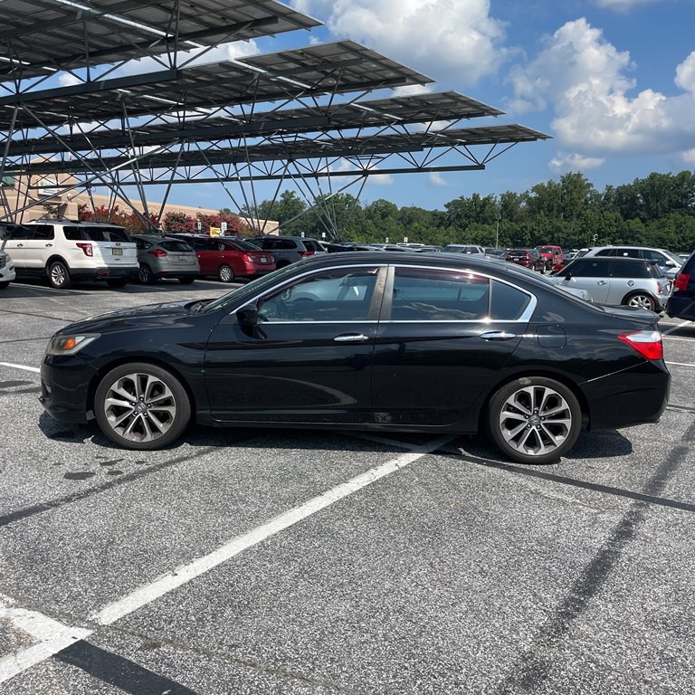 2015 Honda Accord Image 2