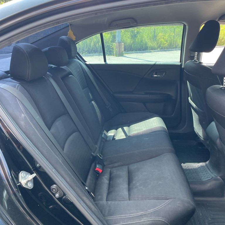 2015 Honda Accord Image 7