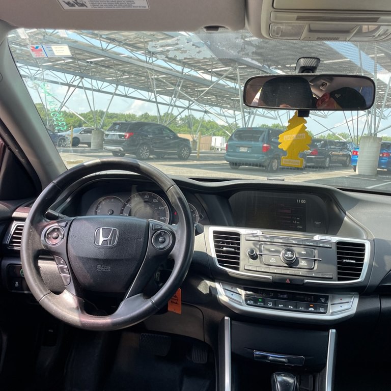 2015 Honda Accord Image 8