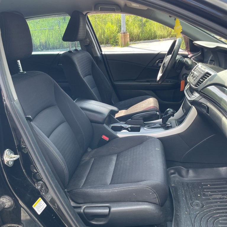 2015 Honda Accord Image 9