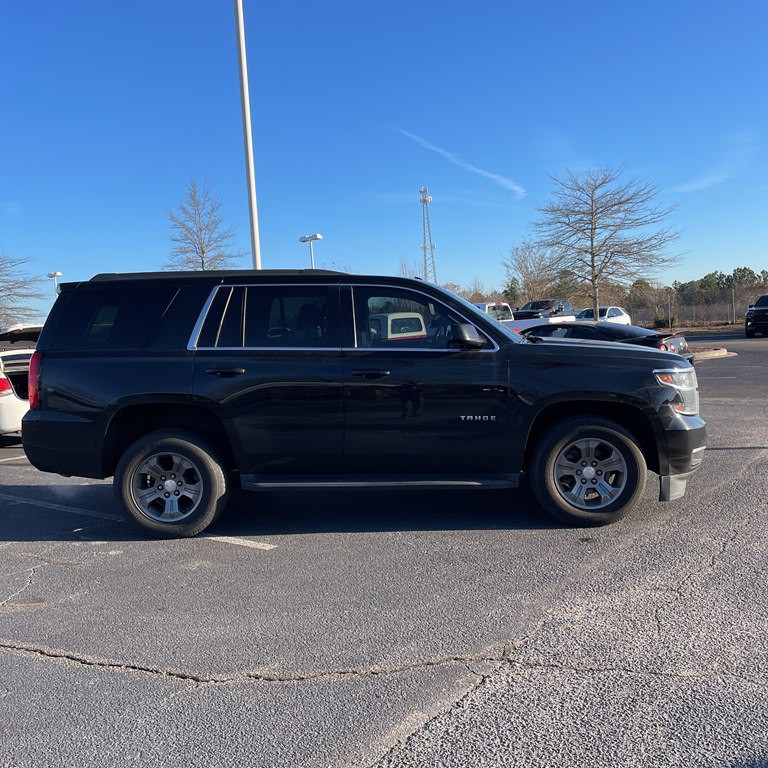 2018 Chevrolet Tahoe Image 2