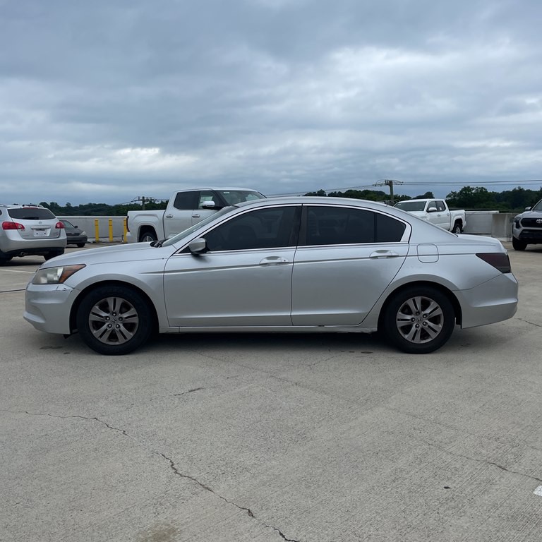 2012 Honda Accord Image 2