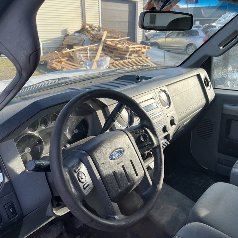 2014 Ford F-350 Image 6