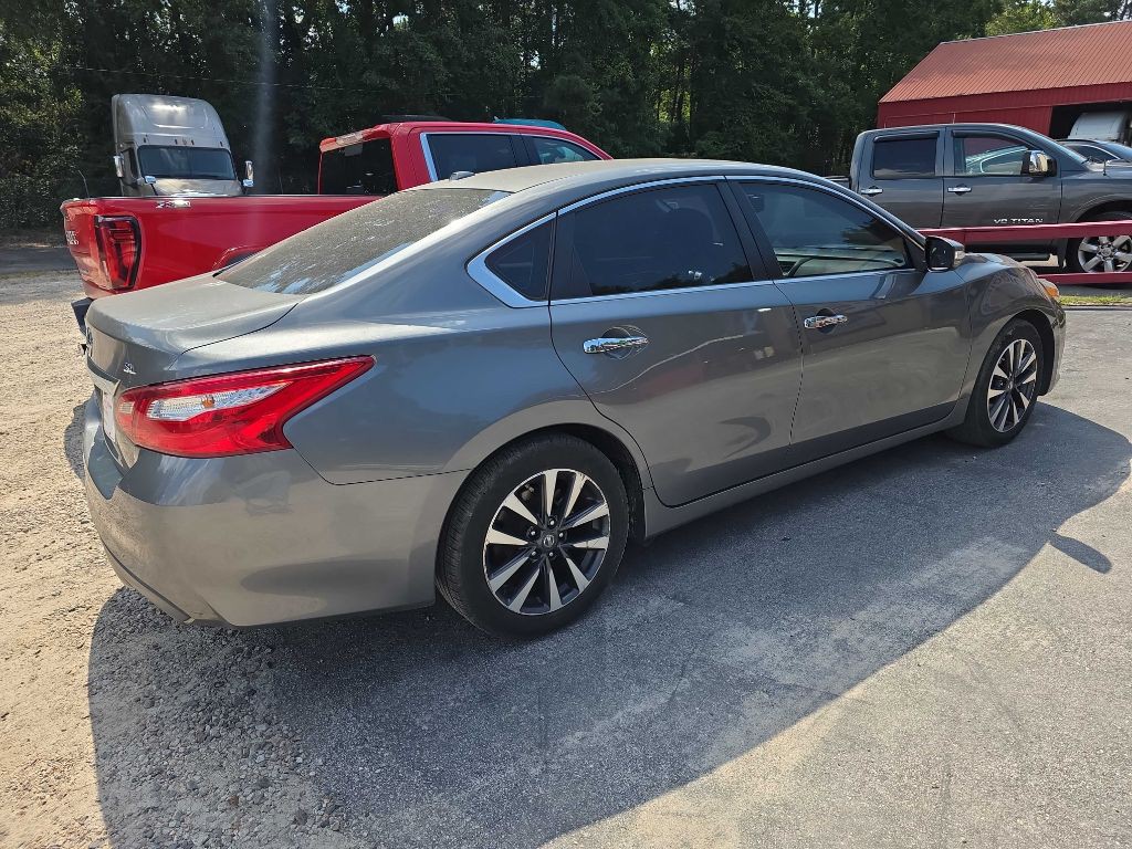 2016 Nissan Altima Image 2