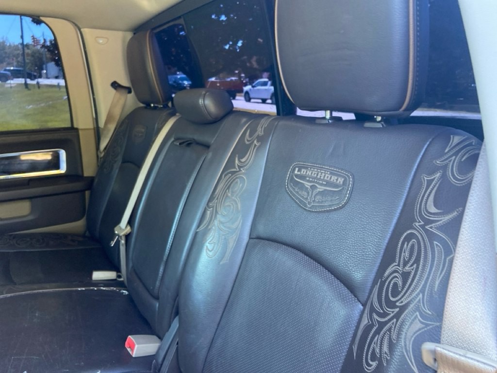 2012 RAM 1500 Image 1