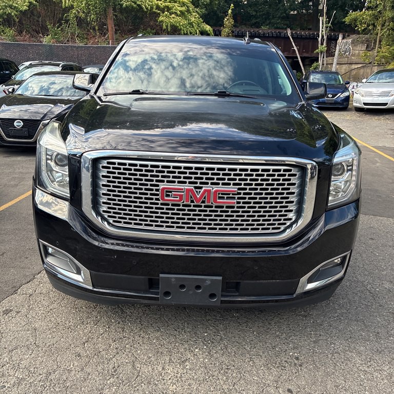 2016 GMC Yukon Image 2
