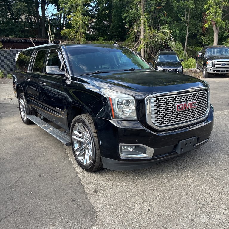 2016 GMC Yukon Image 4