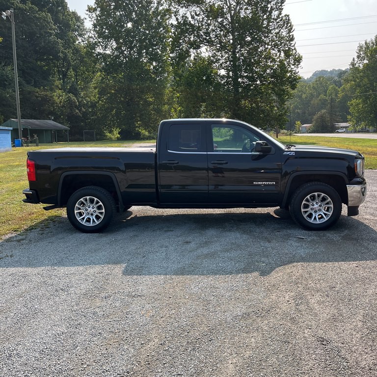 2019 GMC Sierra 1500 Image 1