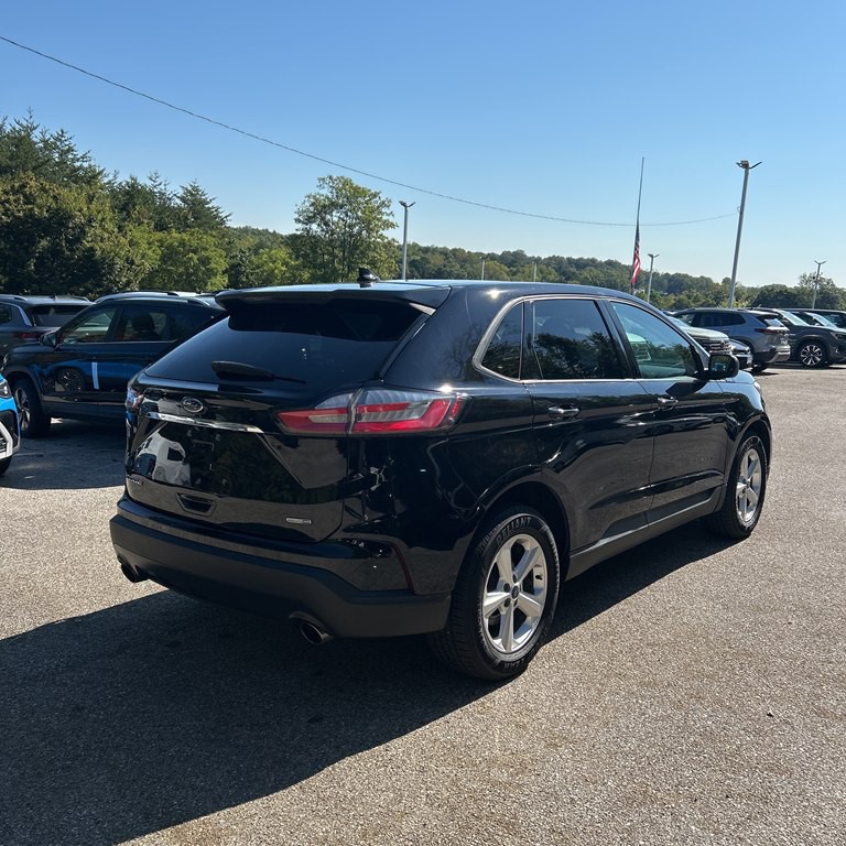 2019 Ford Edge Image 4