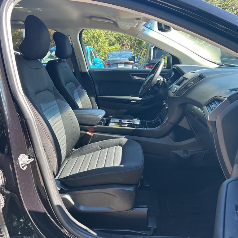 2019 Ford Edge Image 7