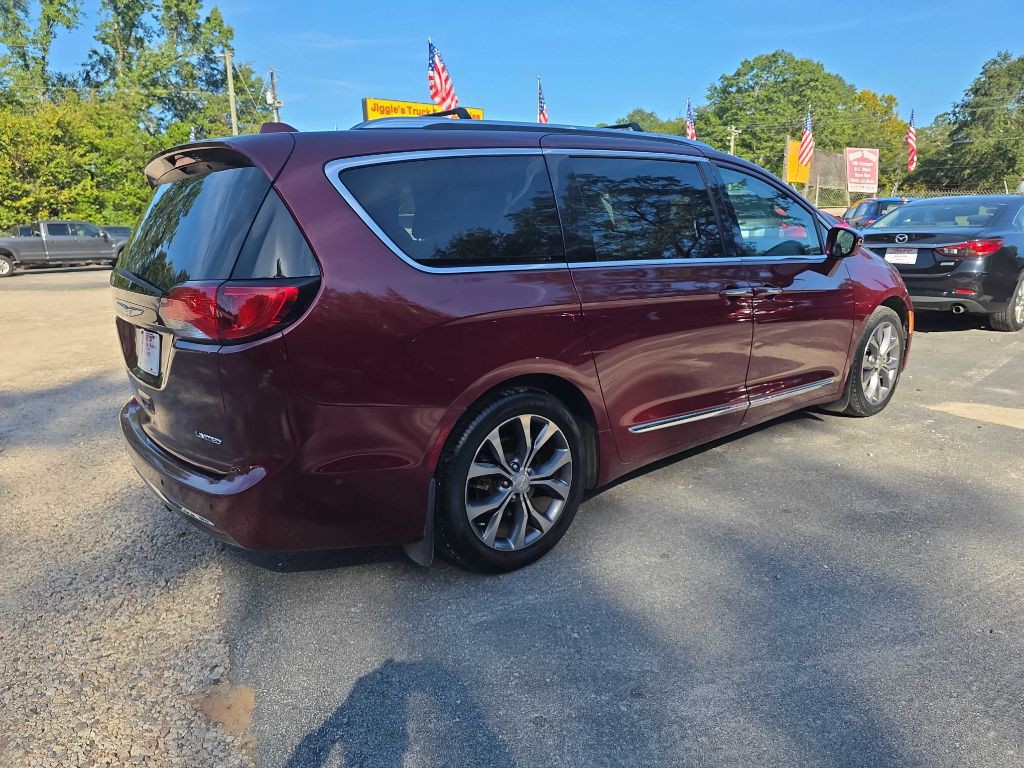 2017 Chrysler Pacifica Image 15