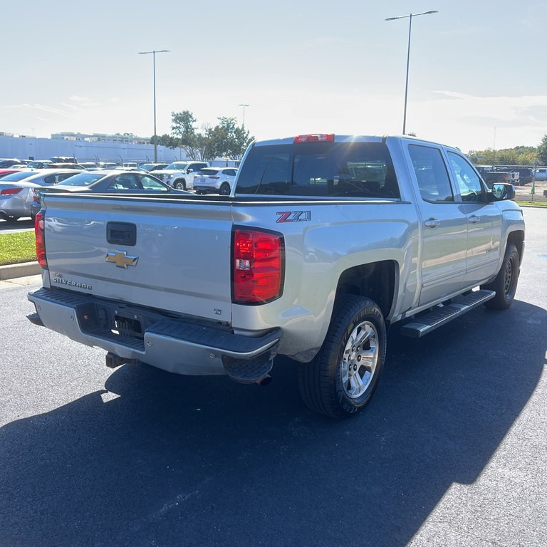 2018 Chevrolet Silverado 1500 Image 3