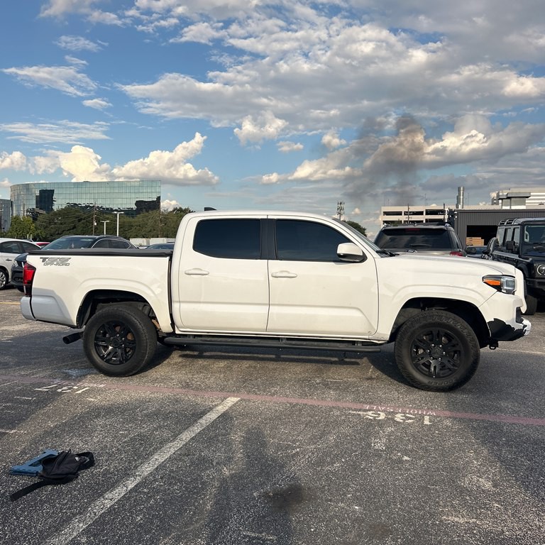 2021 Toyota Tacoma Image 1