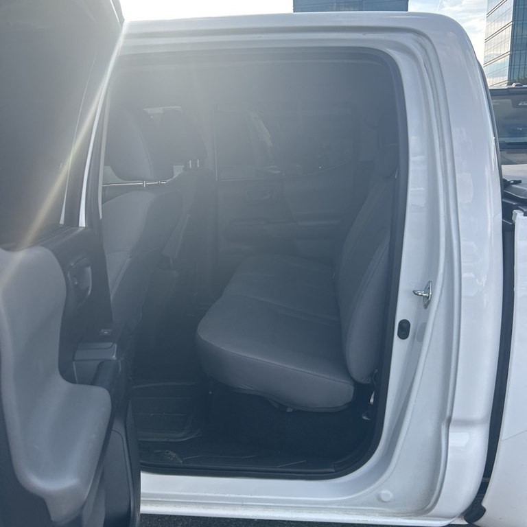2021 Toyota Tacoma Image 14