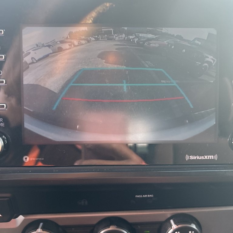 2021 Toyota Tacoma Image 18