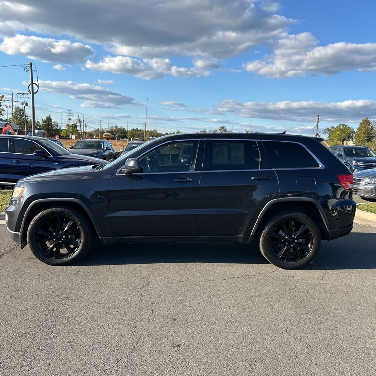 2012 Jeep Grand Cherokee Image 18