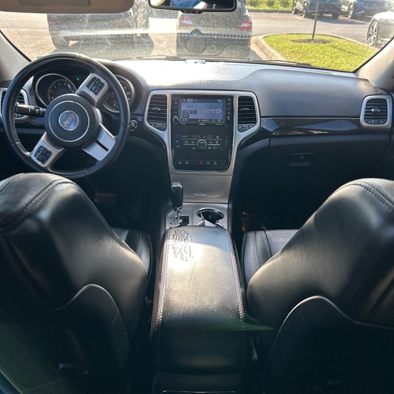 2012 Jeep Grand Cherokee Image 21