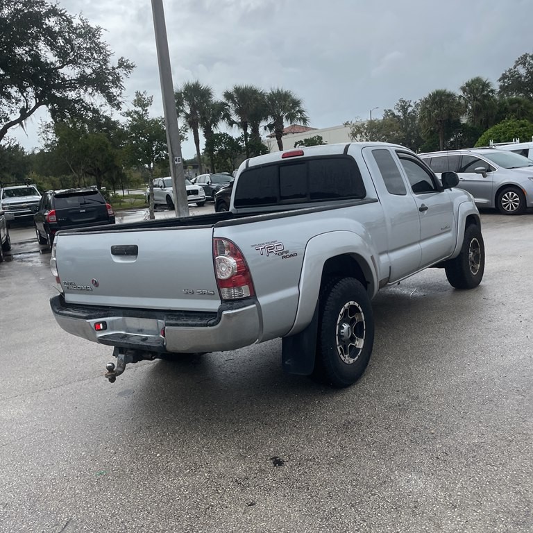 2009 Toyota Tacoma Image 2