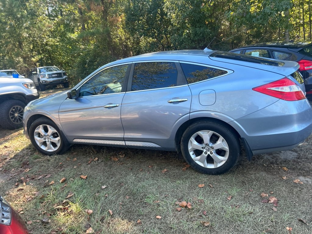 2010 Honda Crosstour Image 1