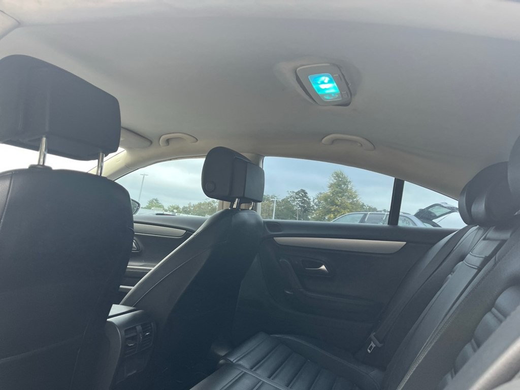 2014 Volkswagen CC Image 2