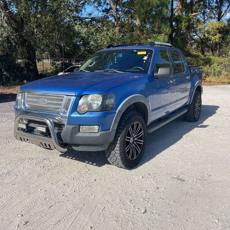 2010 Ford Explorer Image 2