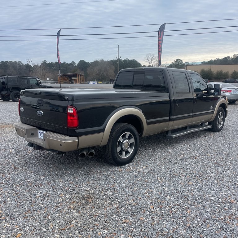 2011 Ford F-250 Image 2