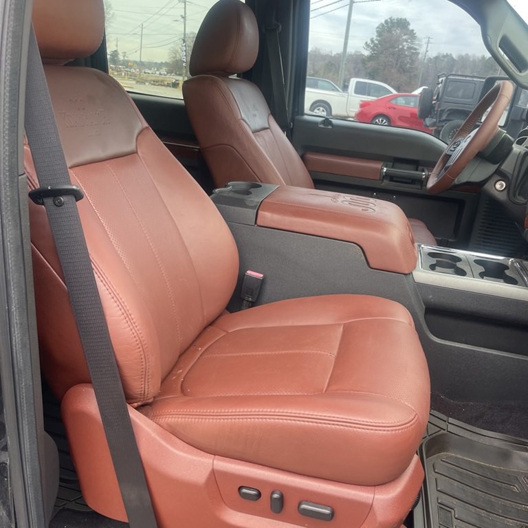 2011 Ford F-250 Image 3