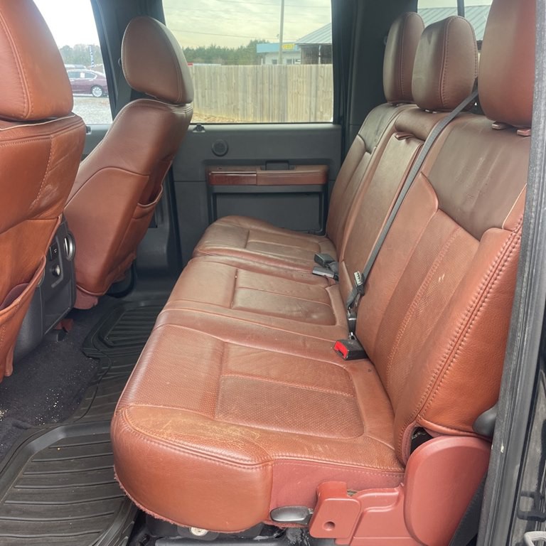 2011 Ford F-250 Image 5